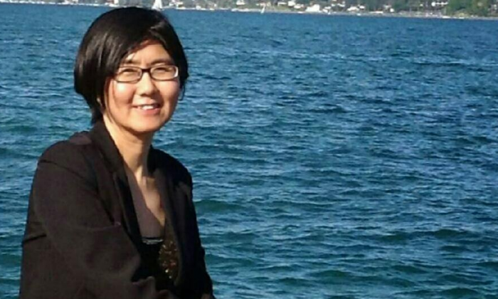 Wang Yu, noto avvocato dei diritti umani, ha difeso molti clienti in casi politicamente sensibili, come quelli relativi ad attivisti per i diritti umani o praticanti religiosi. È stata portata via con la forza da casa sua dagli agenti di polizia il 9 luglio 2015. (guonengbin/weibo.com) 