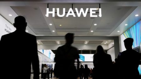 Il 5G di Huawei serve a spiarci meglio