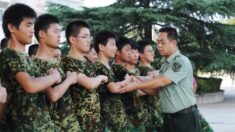 Il Pcc rende obbligatorio l'addestramento militare per bambini e studenti universitari