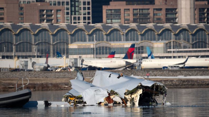 Soccorritori sul luogo della tragedia, foto: sottufficiale US Coast Guard Brandon Giles, via Getty Images.